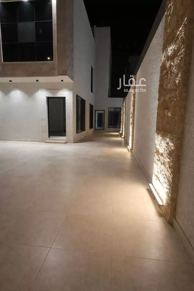 فيلا 4 غرف في الرمال 2