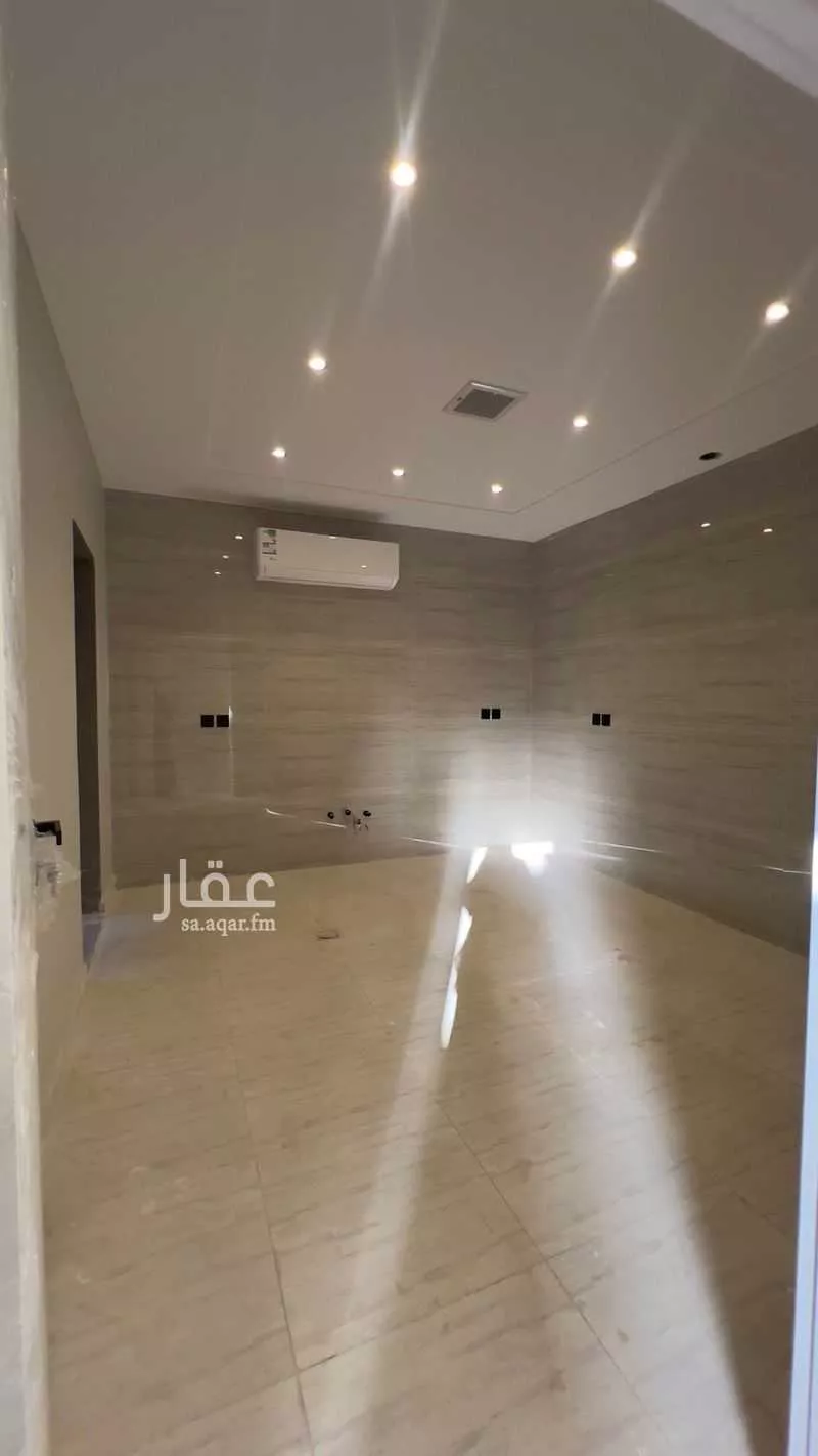 5 bedroom floor in Al Rawdah 2
