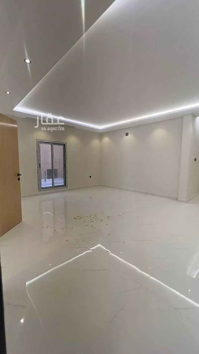 11 bedroom villa in Al Khaleej 1