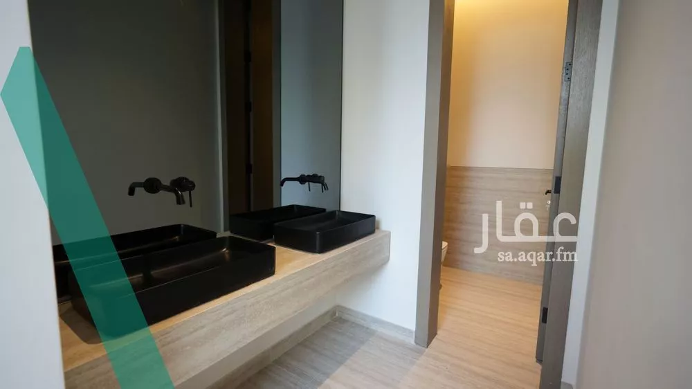 4 bedroom villa in Al Yasmin, Riyadh 7