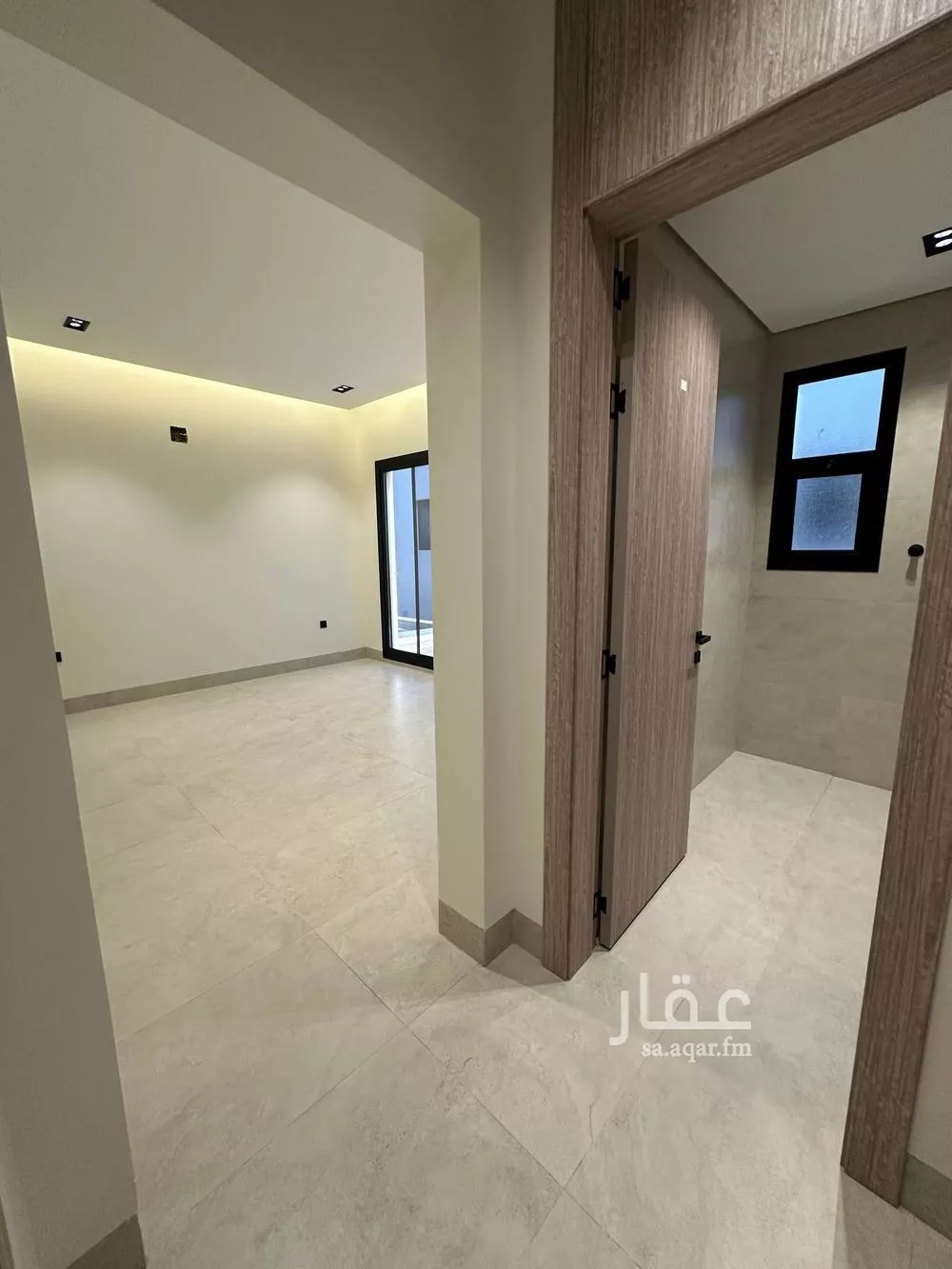 4 bedroom floor in Al Aridh 5