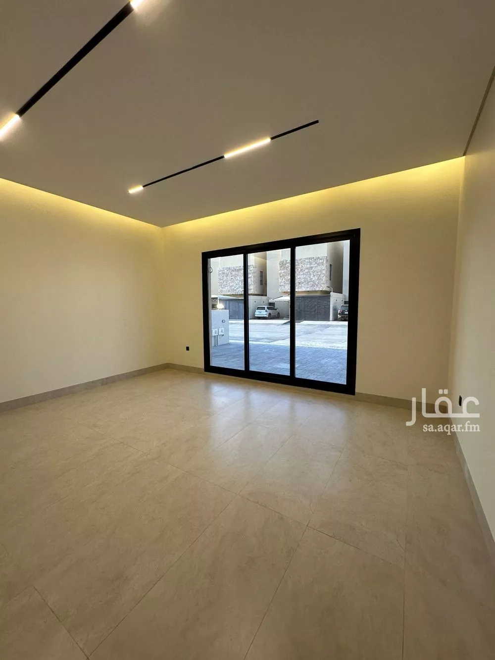 دور 4 غرف في العارض 5