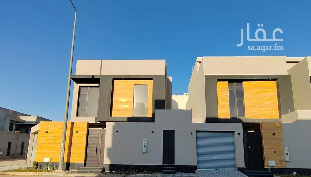 فيلا 5 غرف في العارض 1