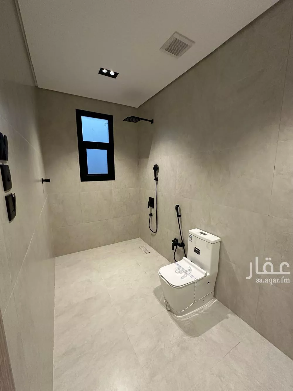 دور 3 غرف في العارض 4