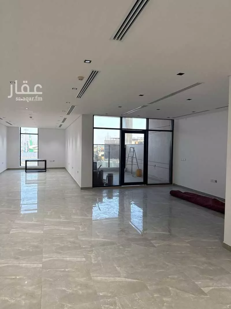 مكتب 175 م² في الملقا 5