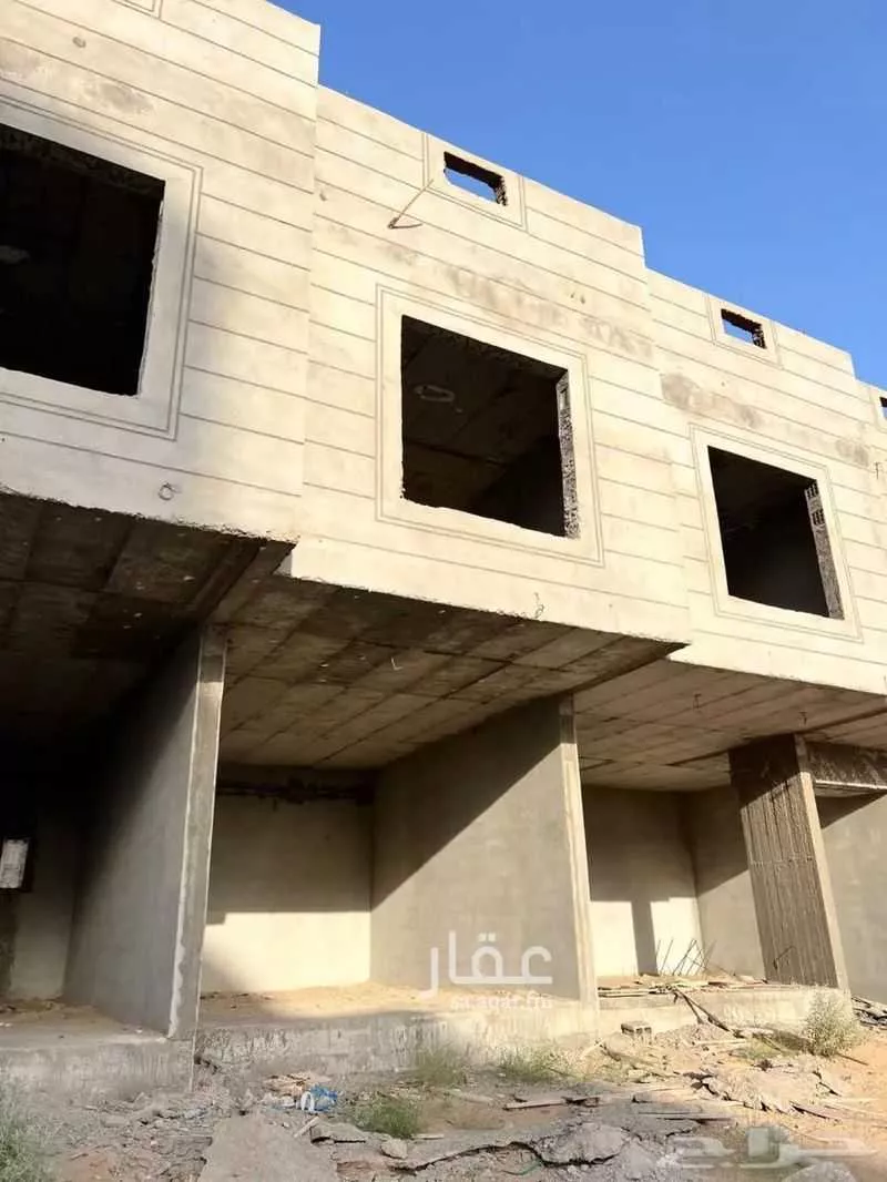 عمارة 611 م² في الملك فهد 3