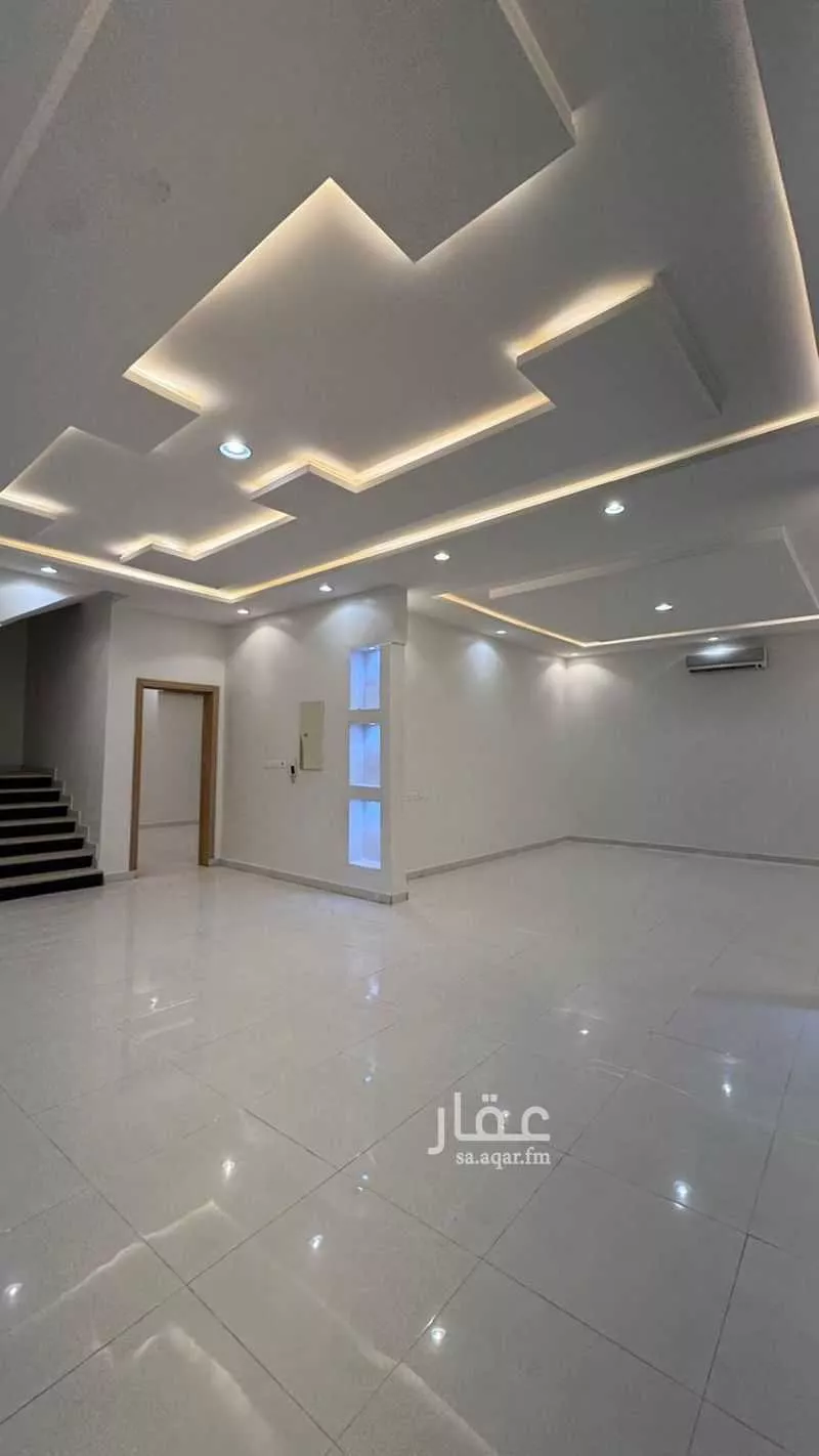 فيلا 5 غرف في الرمال 3