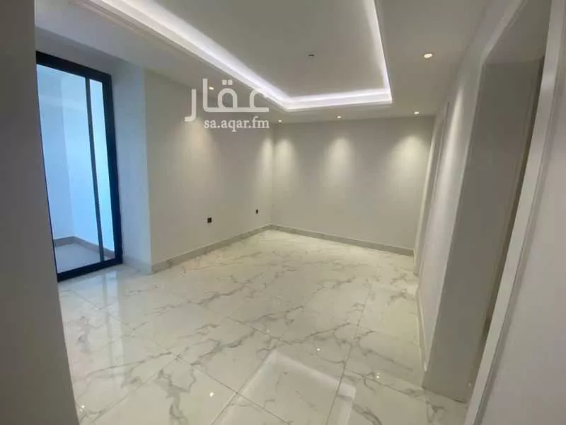 شقة 3 غرف في الريان 4