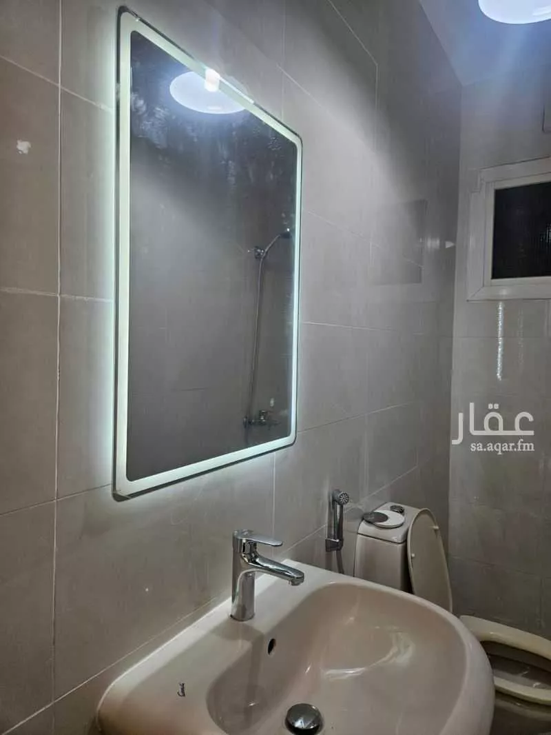 شقة 5 غرف في الواحة 4