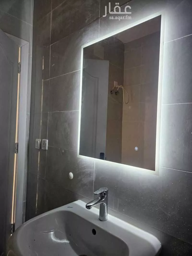 شقة 5 غرف في الواحة، جدة 13