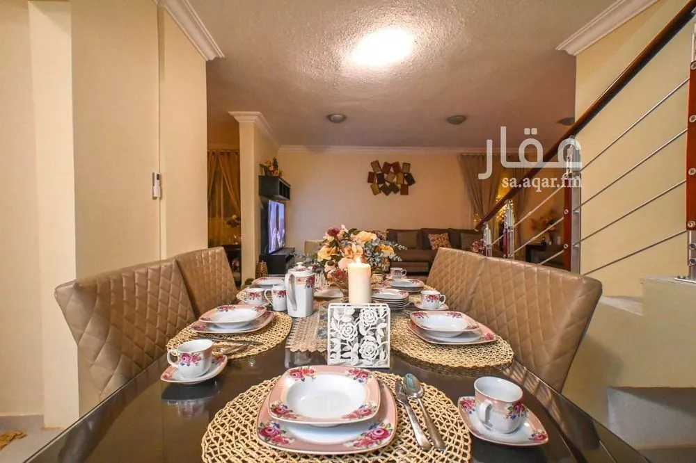 3 bedroom apartment in Al Malqa 3