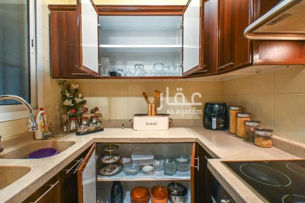 3 bedroom apartment in Al Malqa 2