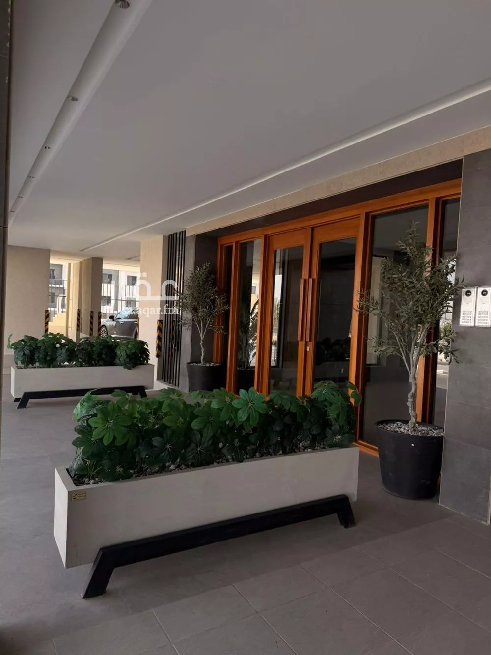 شقة 5 غرف في طيبة 1