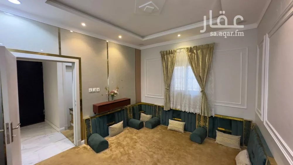 فيلا 8 غرف في المهدية 5