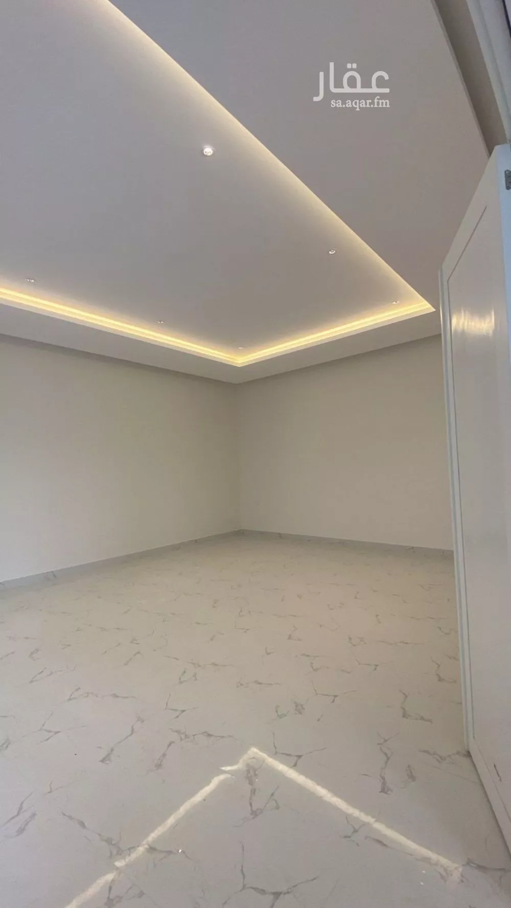 فيلا 9 غرف في المهدية 4