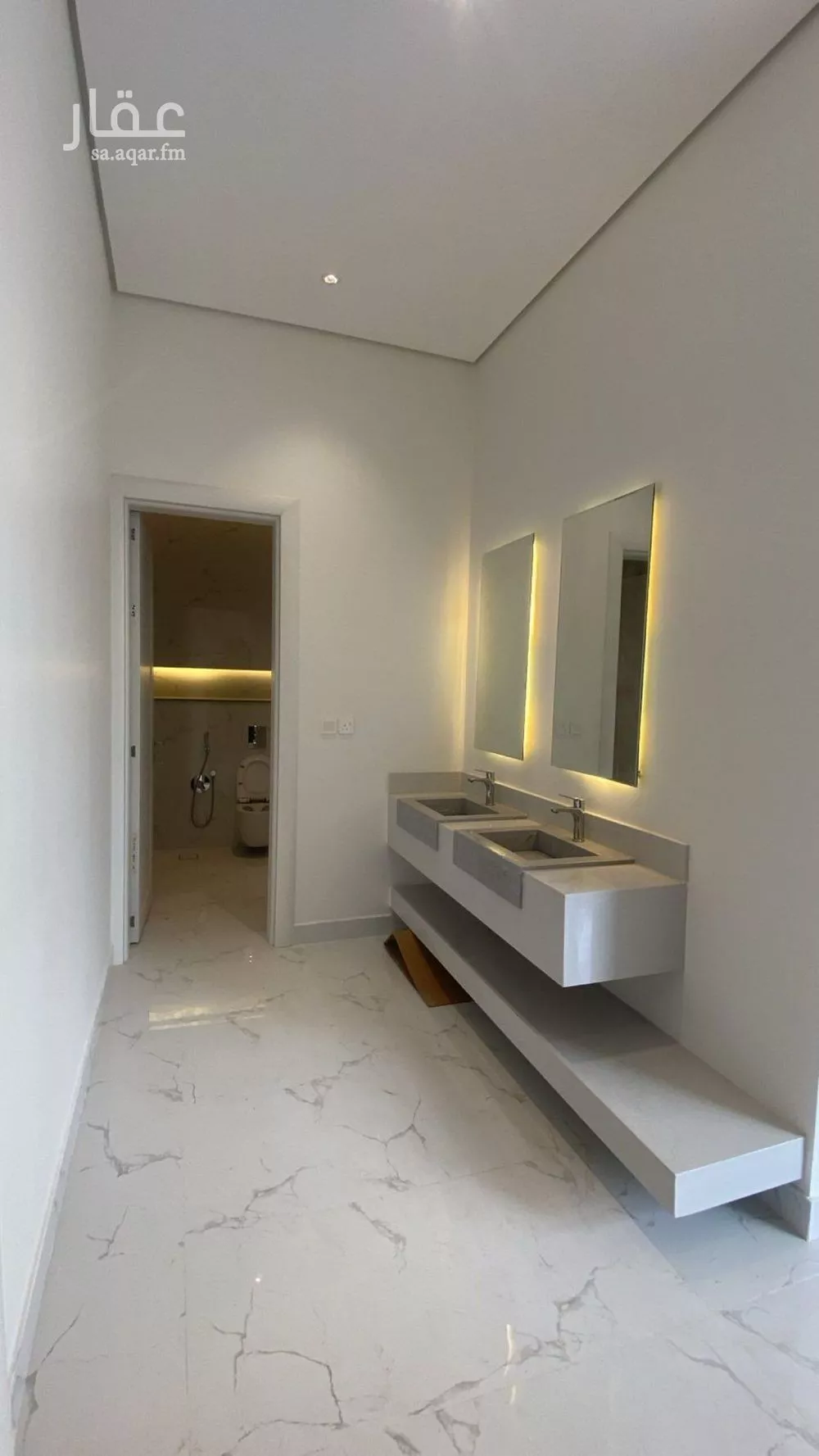 فيلا 9 غرف في المهدية 5