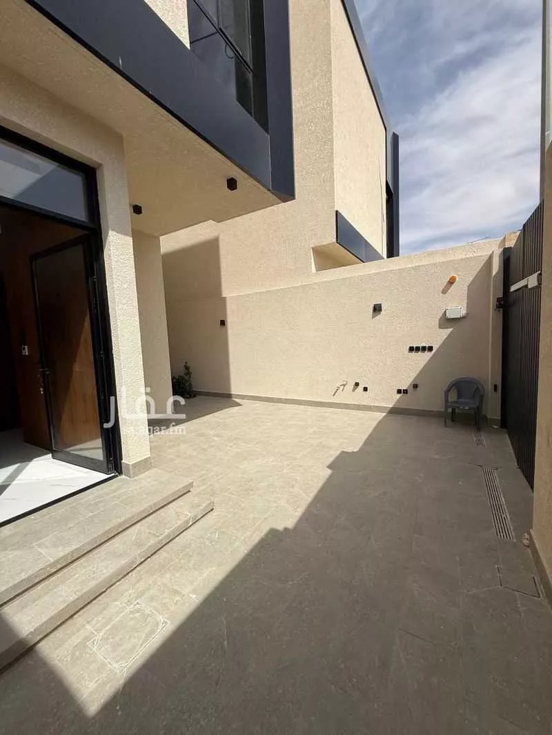 فيلا 6 غرف في النرجس 2