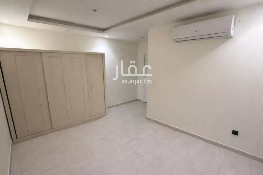 شقة 3 غرف في الرمال 4