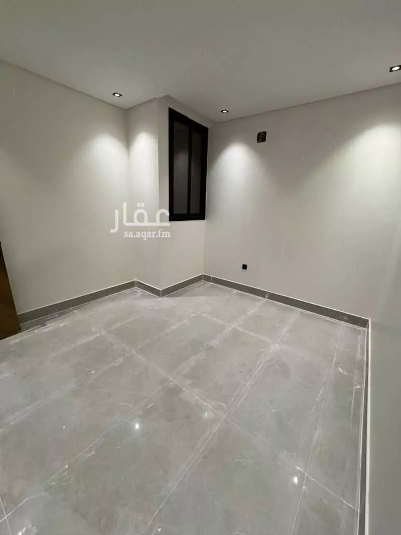 شقة 6 غرف في بدر 4