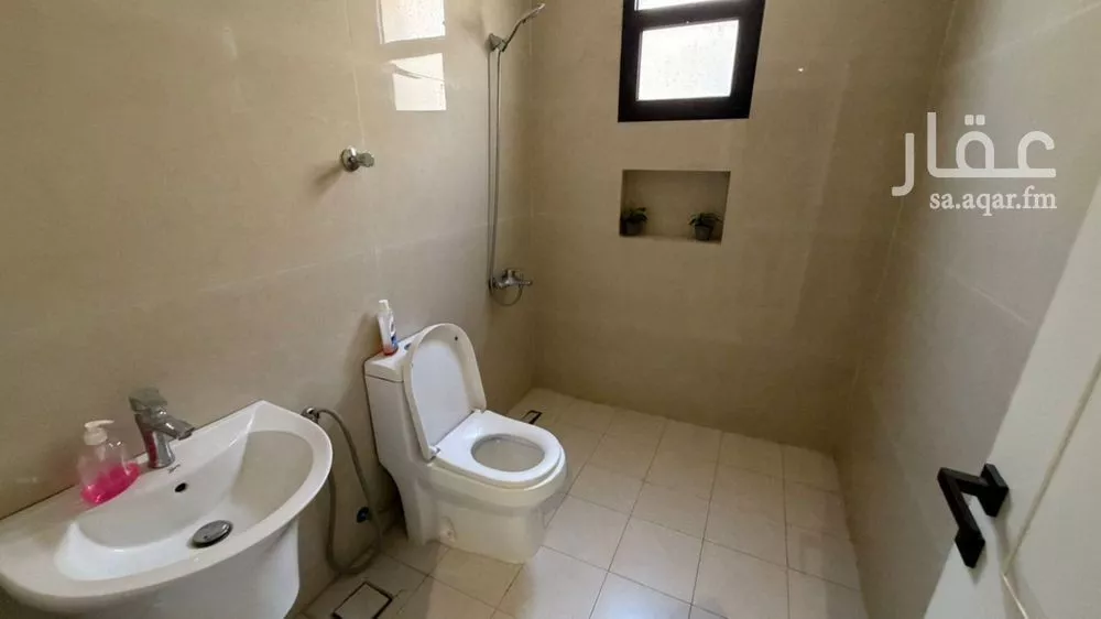 شقة 3 غرف في الرمال 3