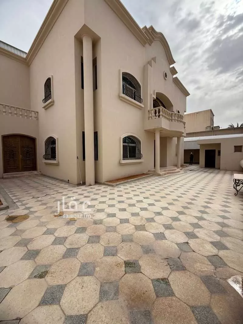 فيلا 10 غرف في الشهداء 4