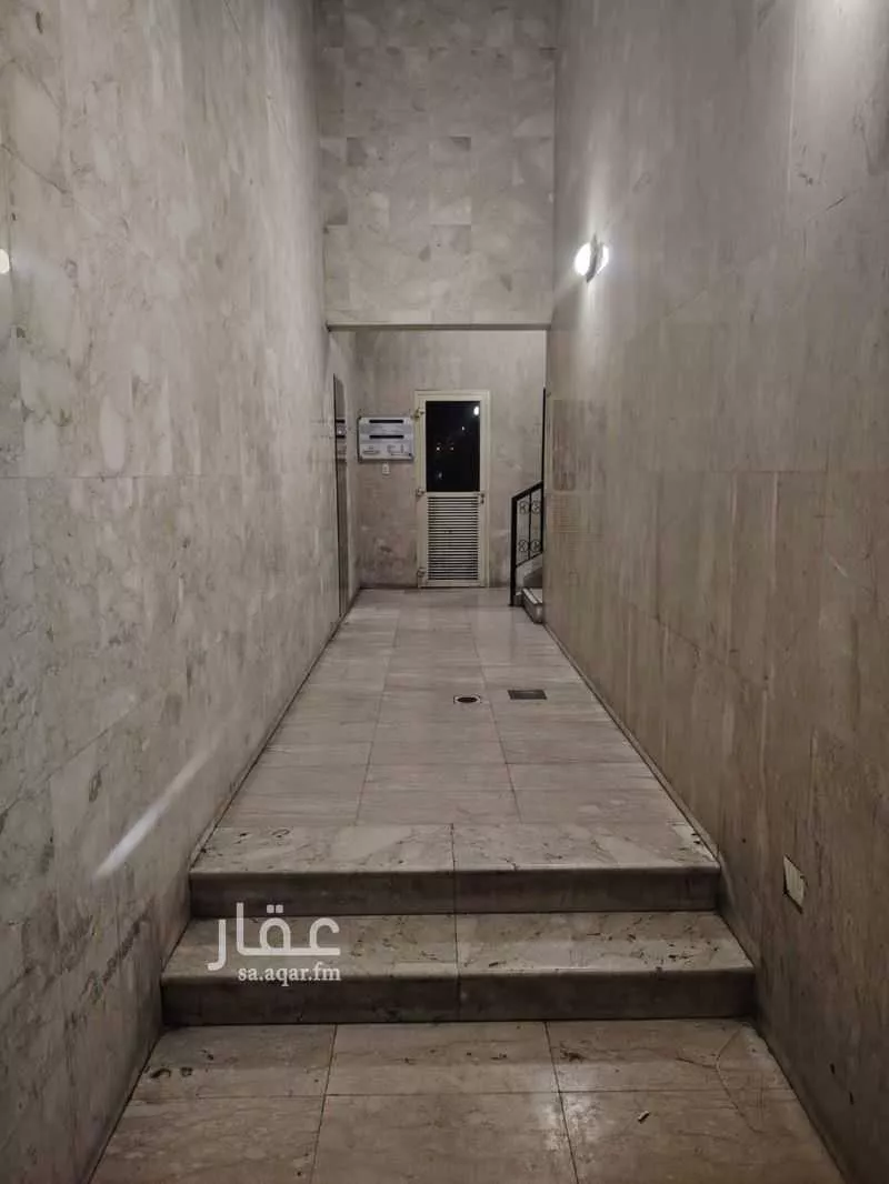 عمارة 325 م² في الثقبة 3