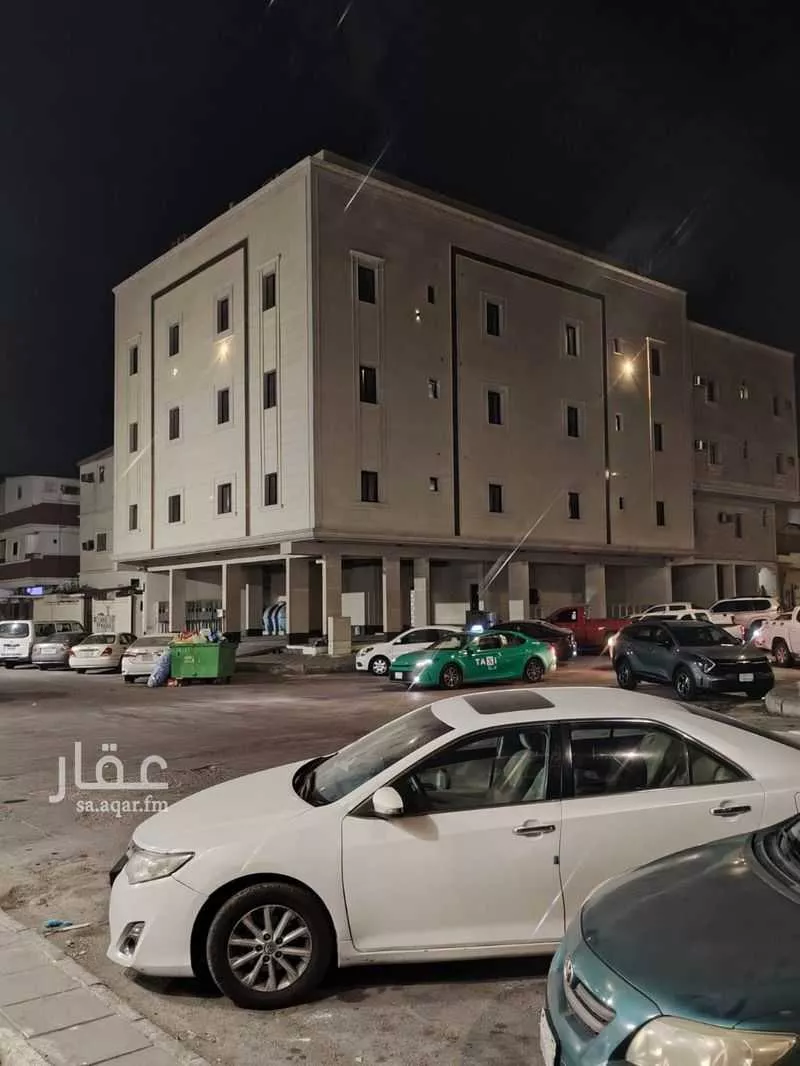 عمارة 325 م² في الثقبة 2