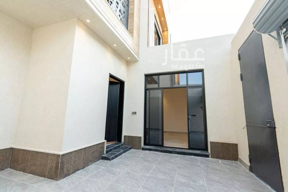 7 bedroom villa in Al Rimal, Riyadh 11