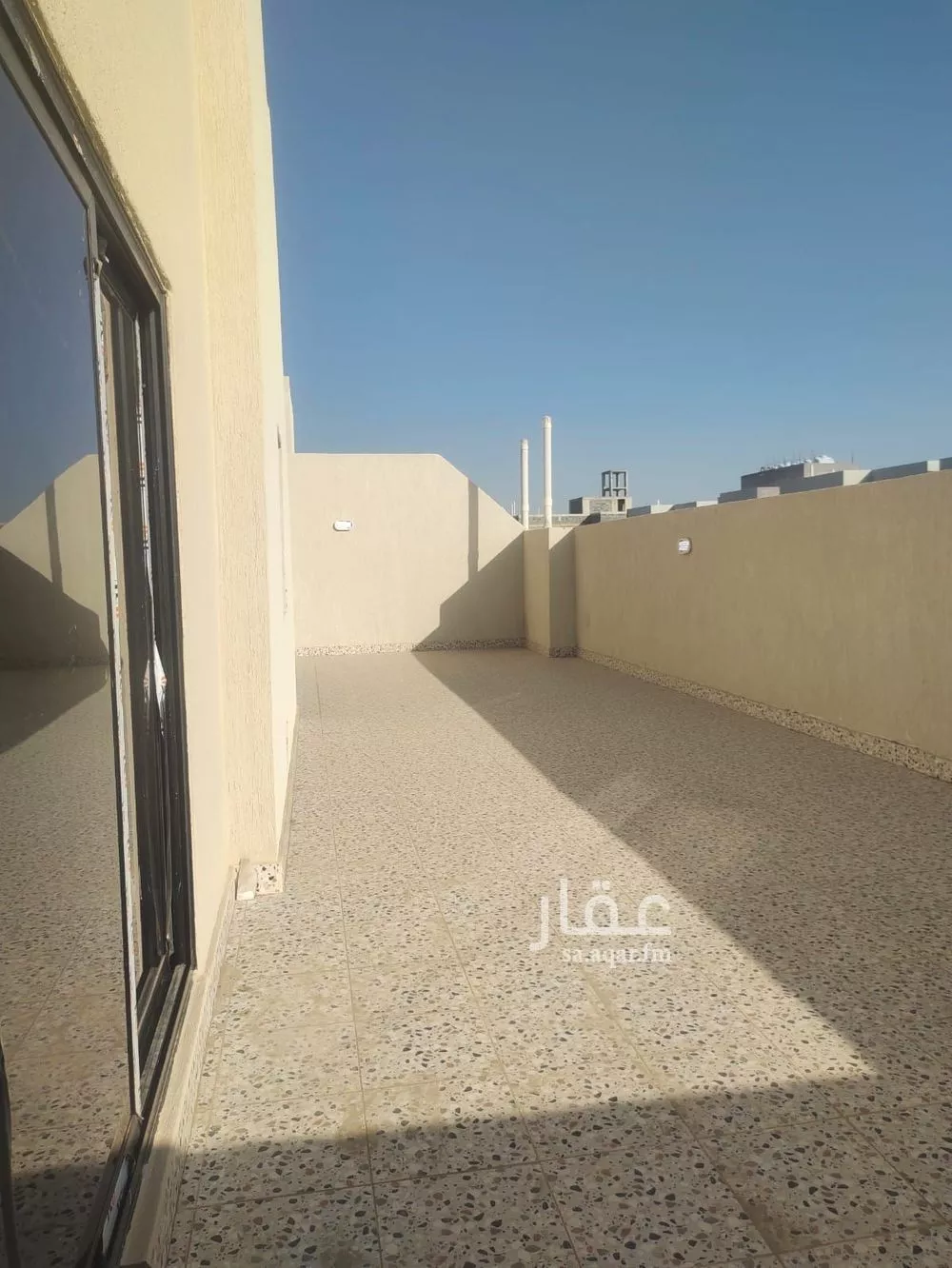 شقة 6 غرف في المروة 5