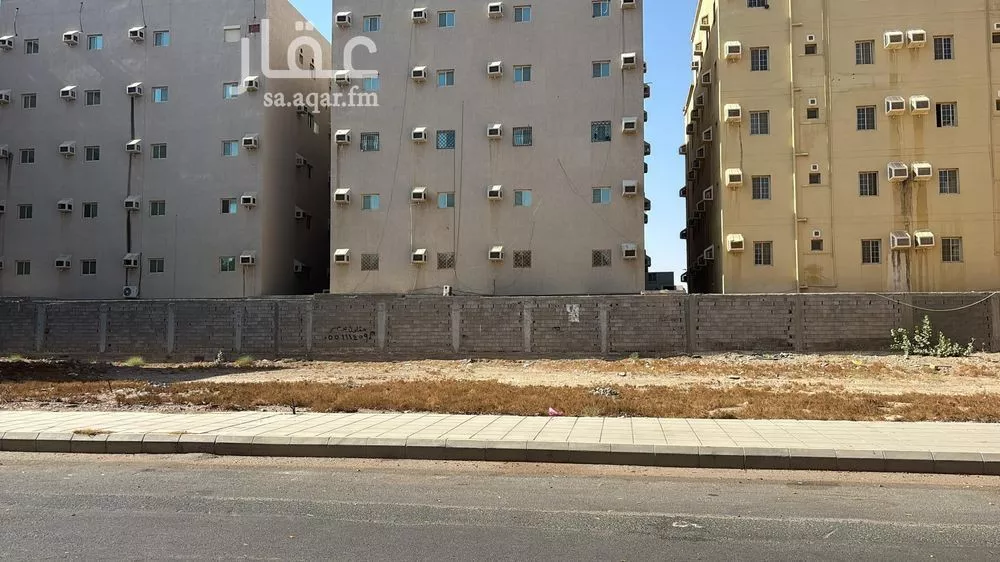 690 sqm land in Ar Rayan 4
