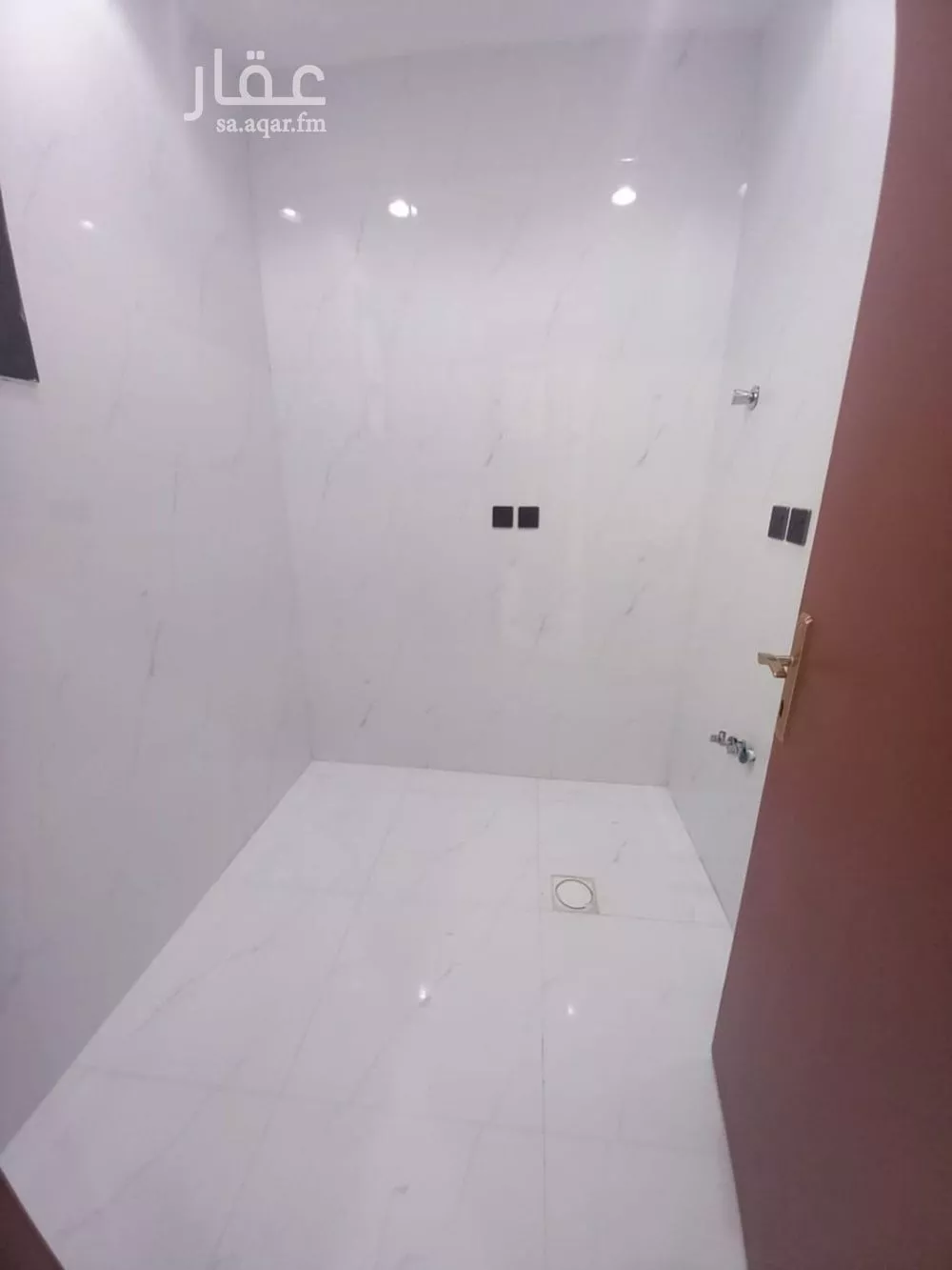 فيلا 6 غرف في ظهرة لبن 4