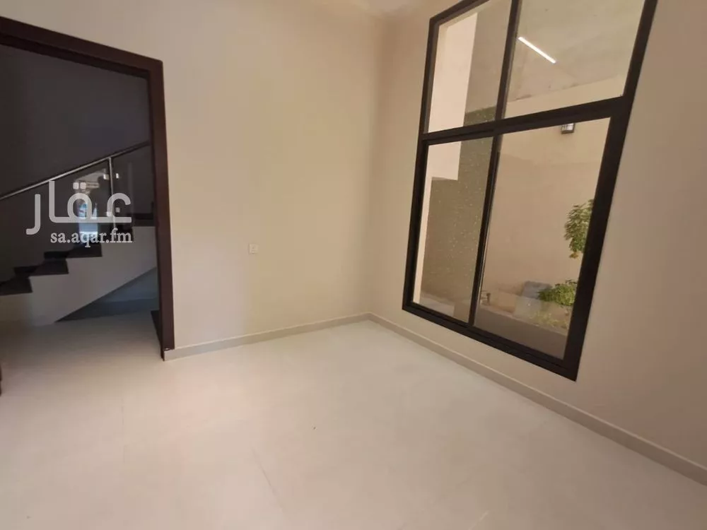 فيلا 6 غرف في العريجاء الوسطى 3