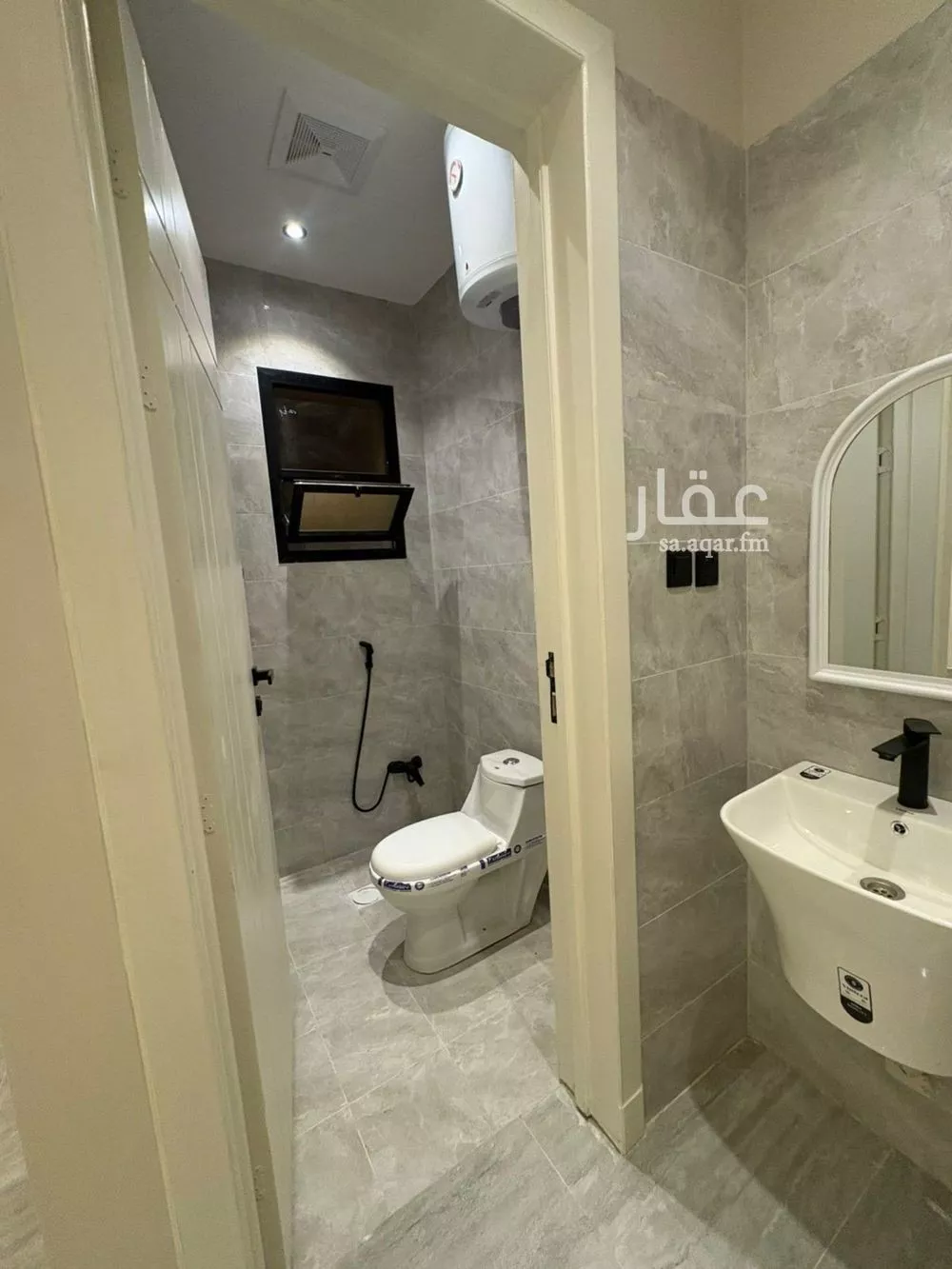 فيلا 6 غرف في العريجاء الغربية 2