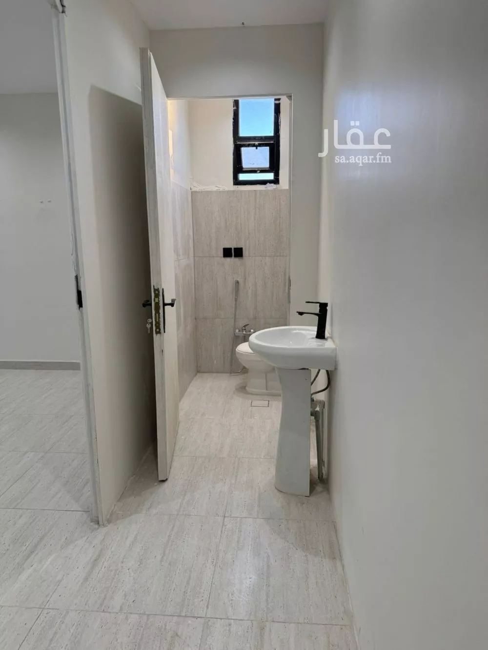 4 bedroom floor in Dhahrat Namar 3