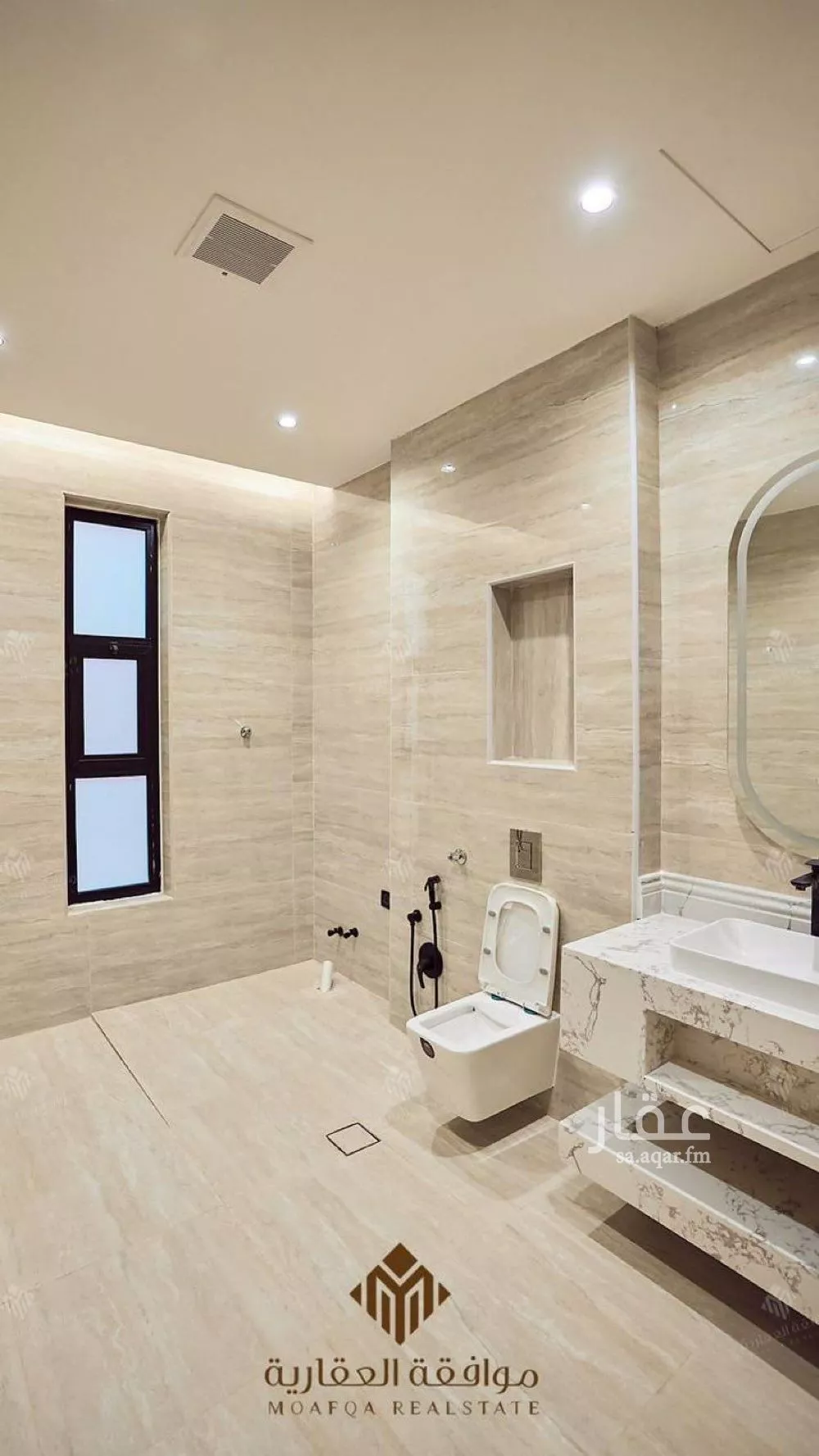 5 bedroom villa in Al Mahdiyyah 4