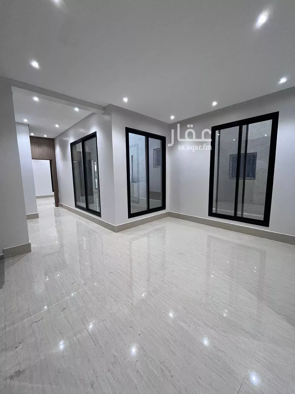 6 bedroom villa in Al Mahdiyyah 2