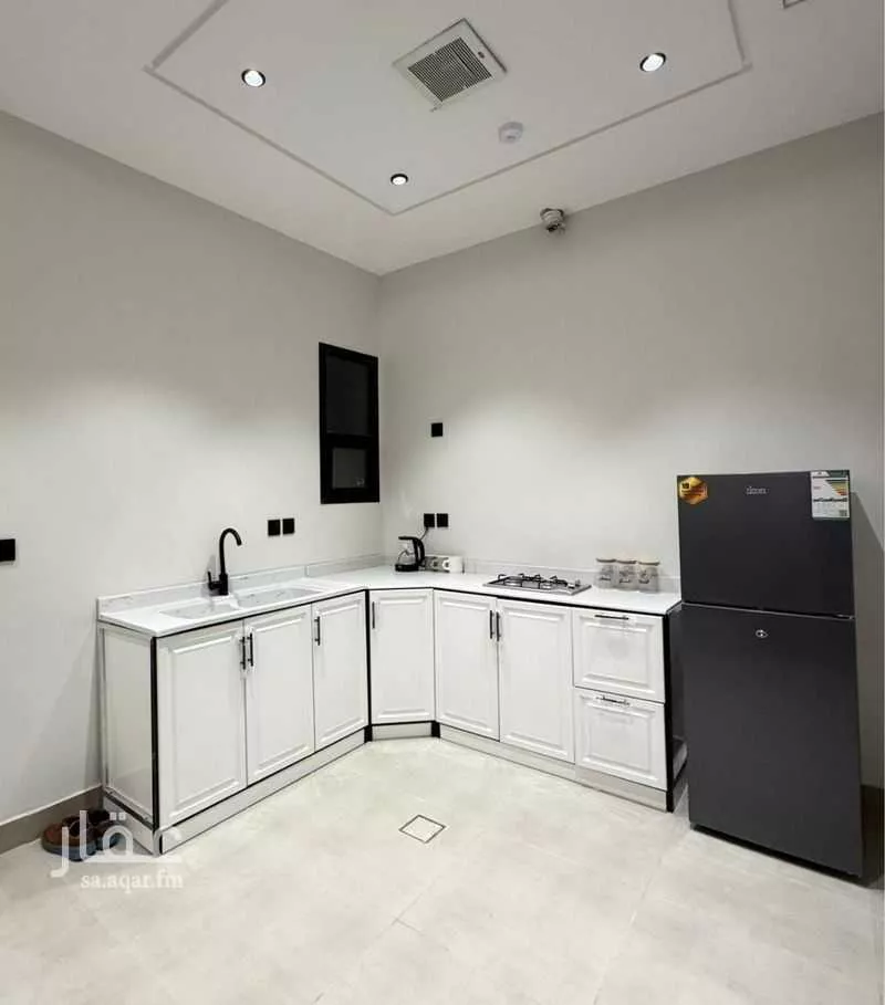 شقة 3 غرف في العارض 3