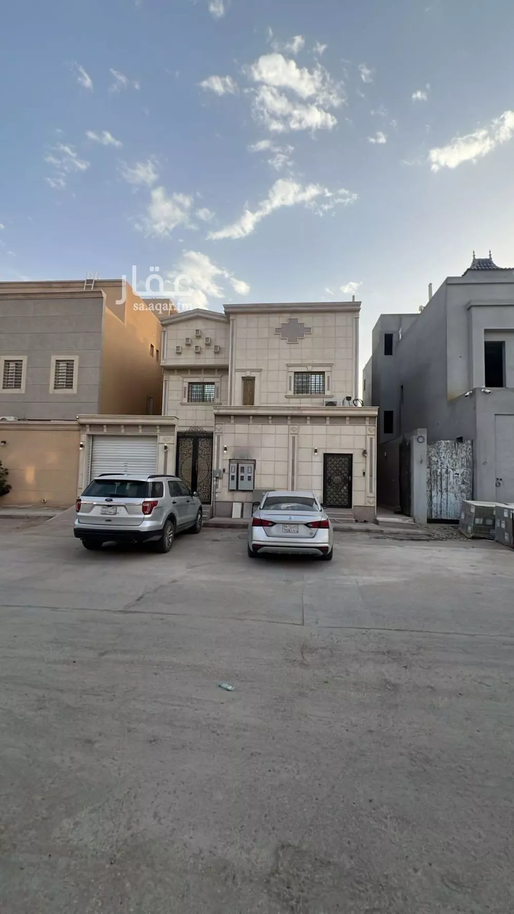 فيلا 10 غرف في العارض 1