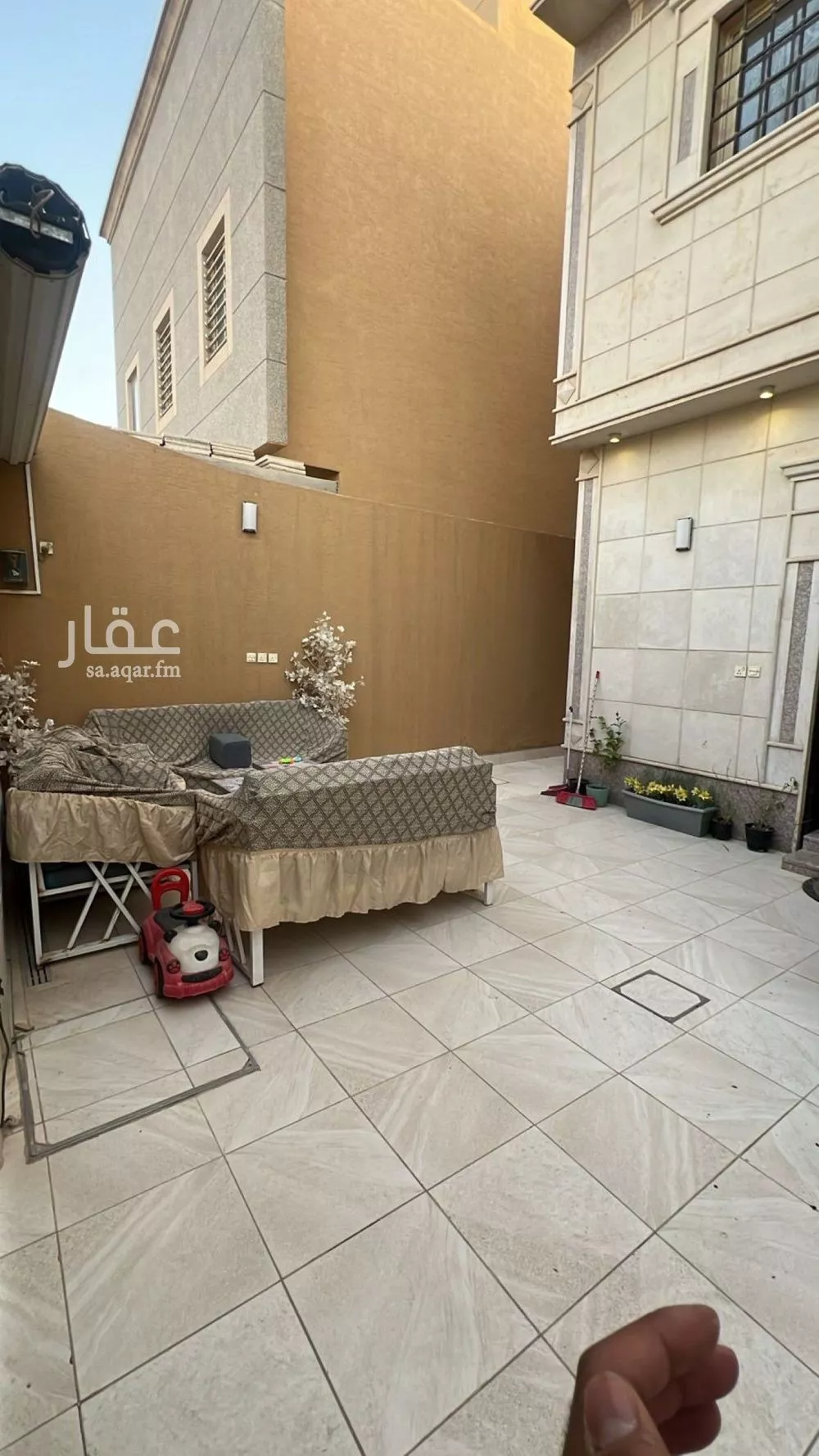 فيلا 10 غرف في العارض 5