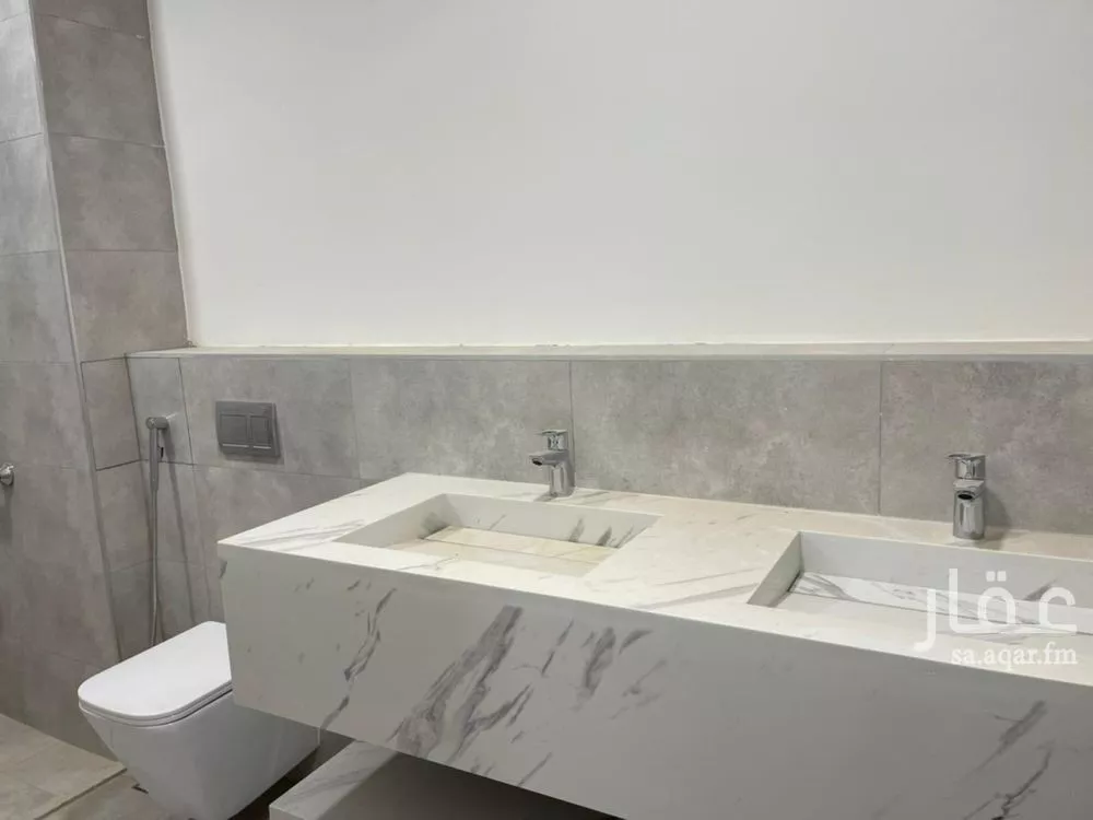 فيلا 5 غرف في النرجس 3