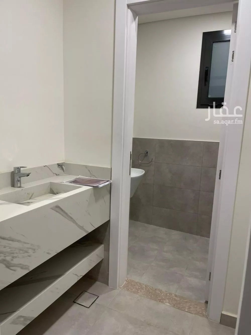 فيلا 5 غرف في النرجس 1