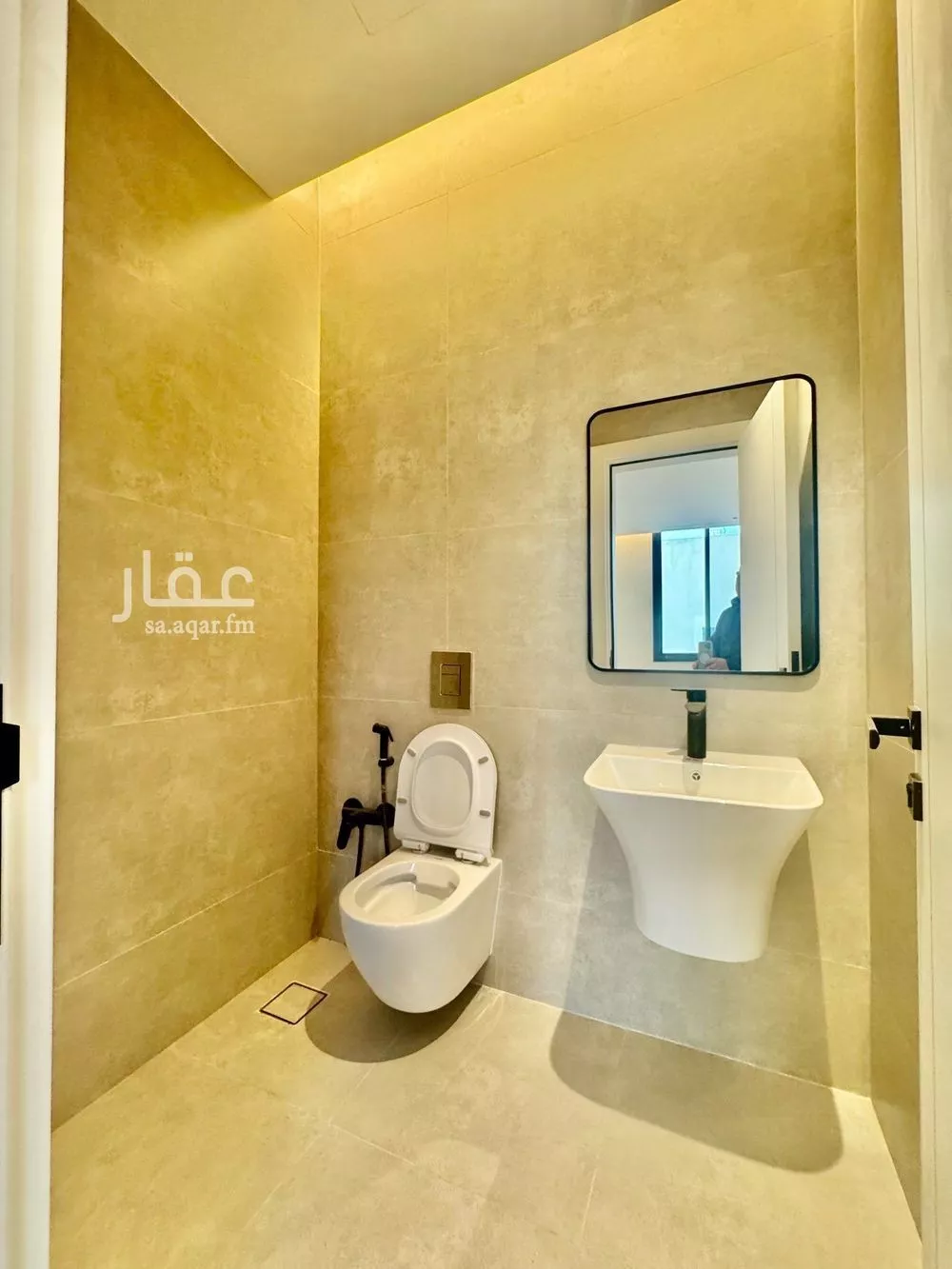 3 bedroom apartment in Al Aridh 2