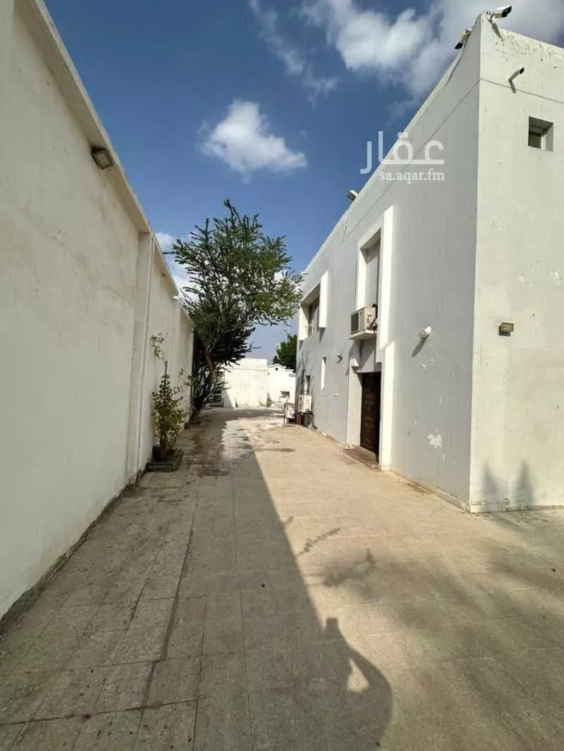 9 bedroom villa in Al Amir Fawaz Al Janouby, Jeddah 6