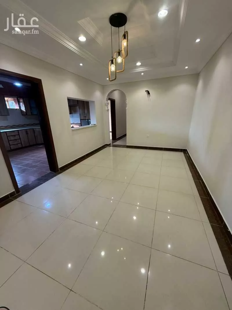 شقة 6 غرف في المروة 4