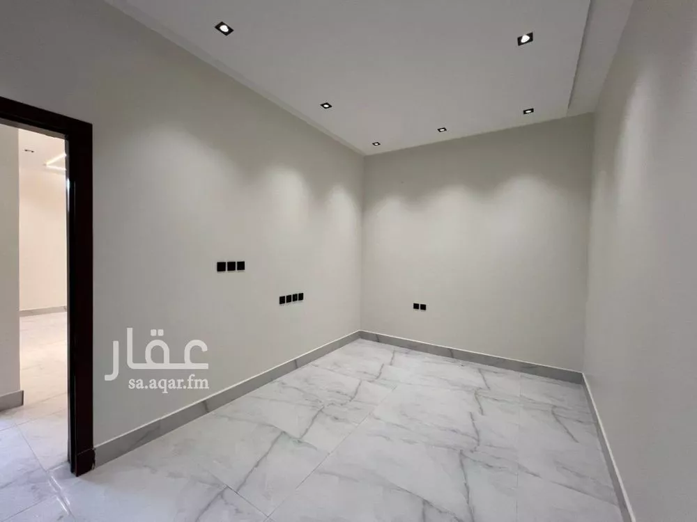 فيلا 5 غرف في طويق 5