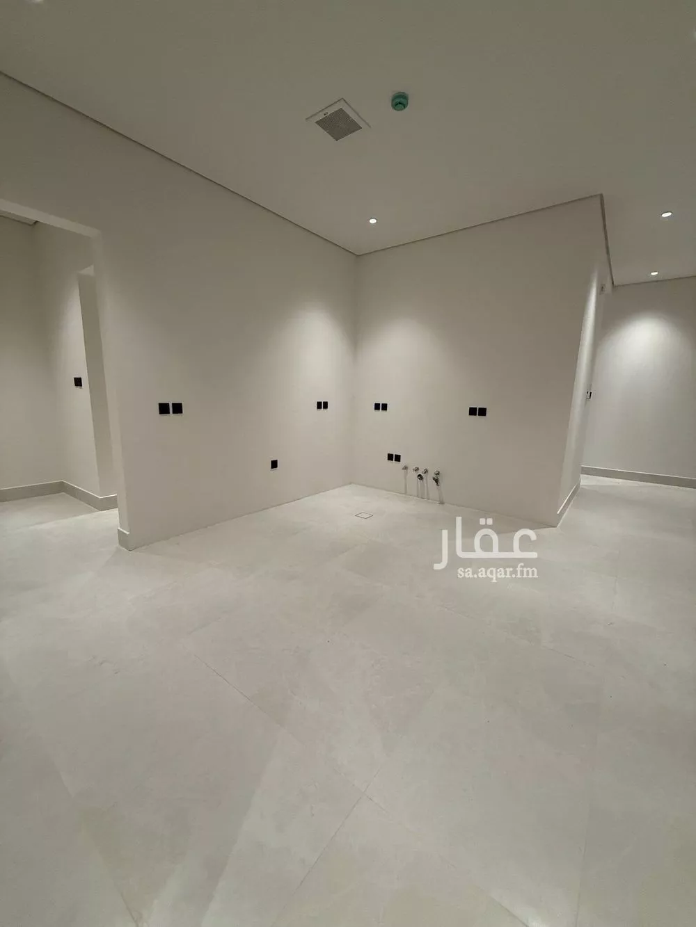 شقة 4 غرف في اليرموك، الرياض 4