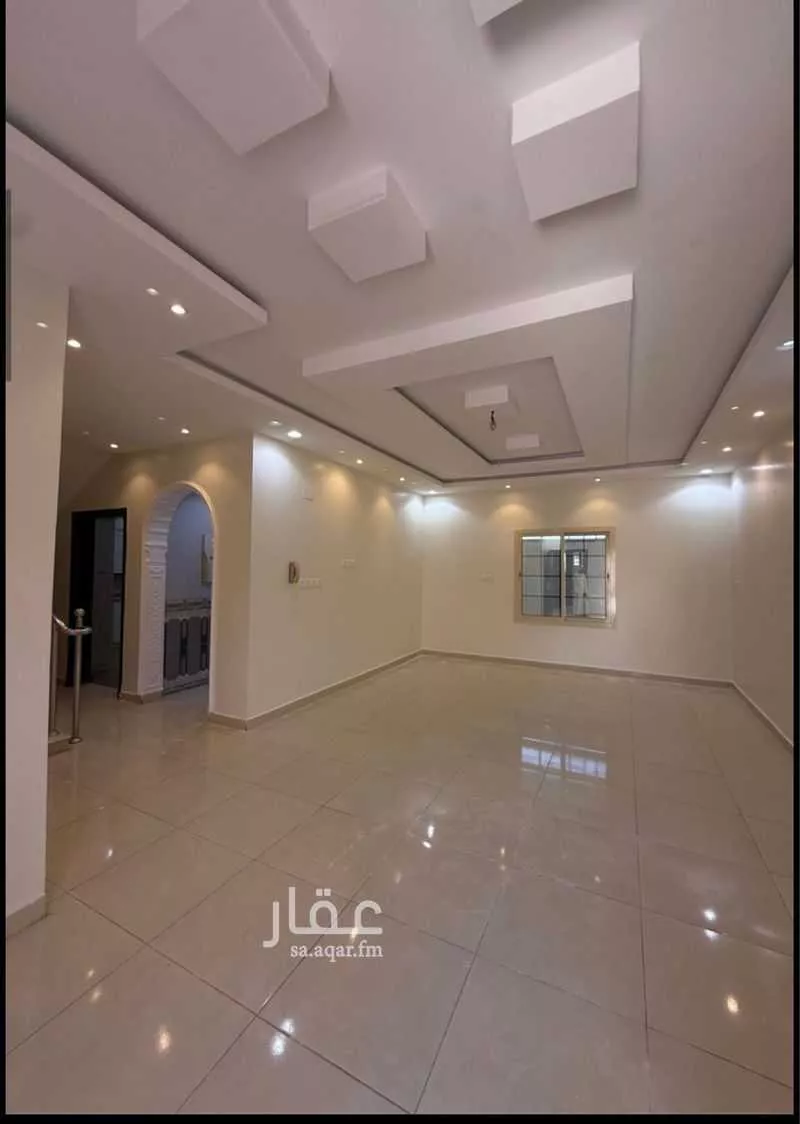 فيلا 5 غرف في الدفاع 4