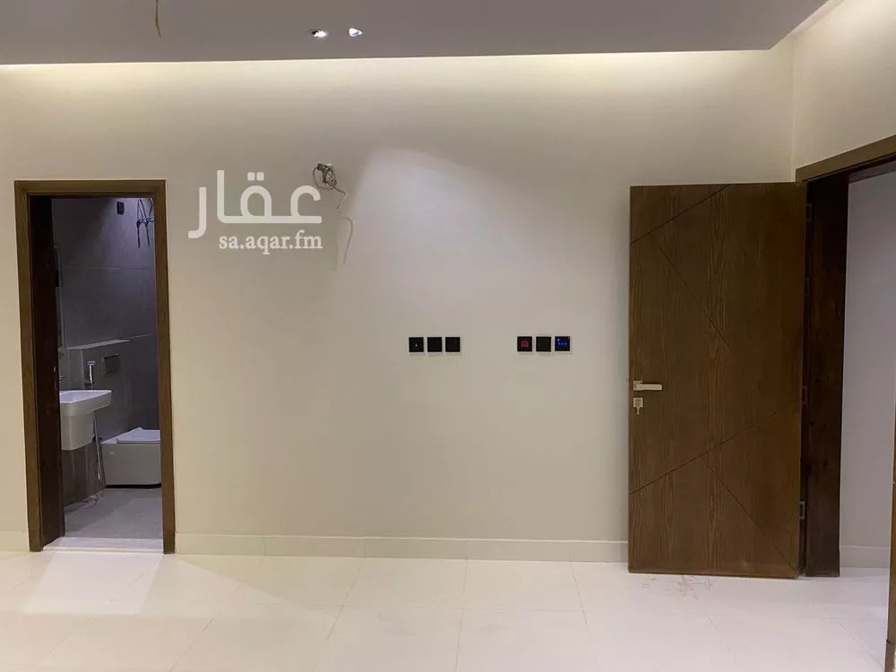 5 bedroom apartment in Al Wahah, Jeddah 9