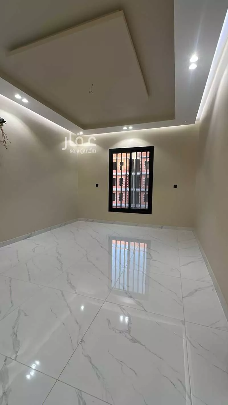 شقة 5 غرف في الصفا 3