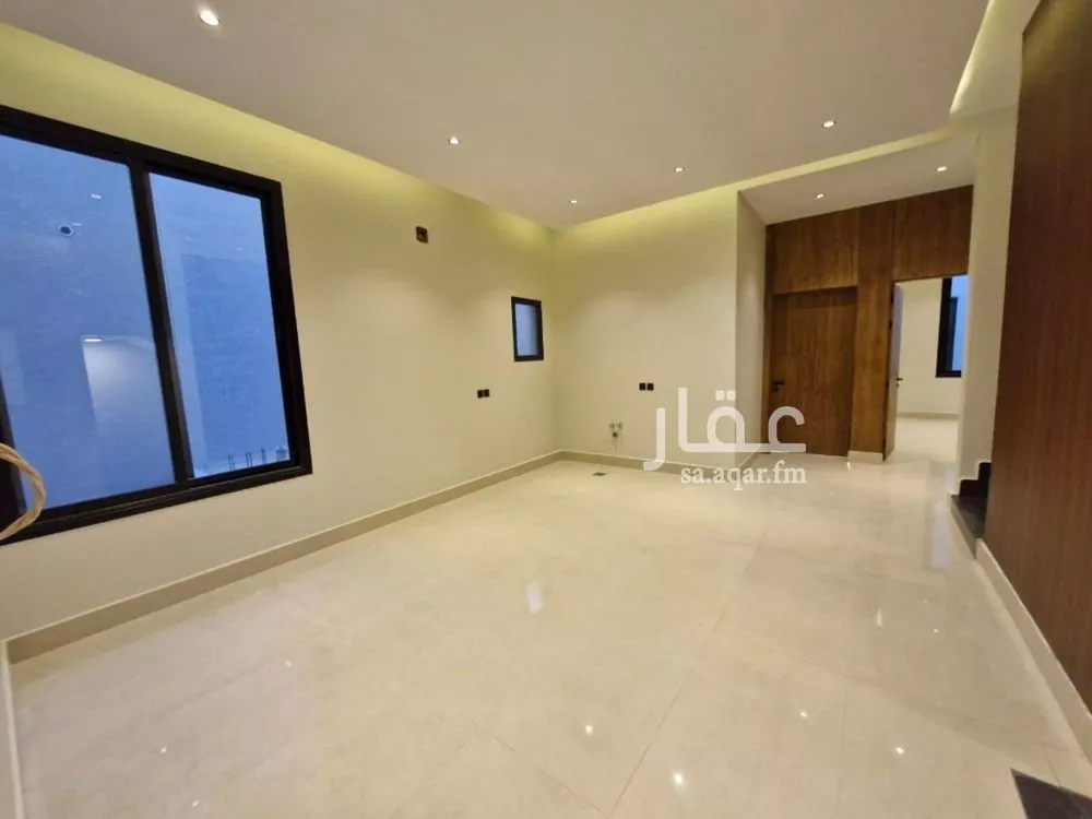 5 bedroom villa in Al Narjis 4